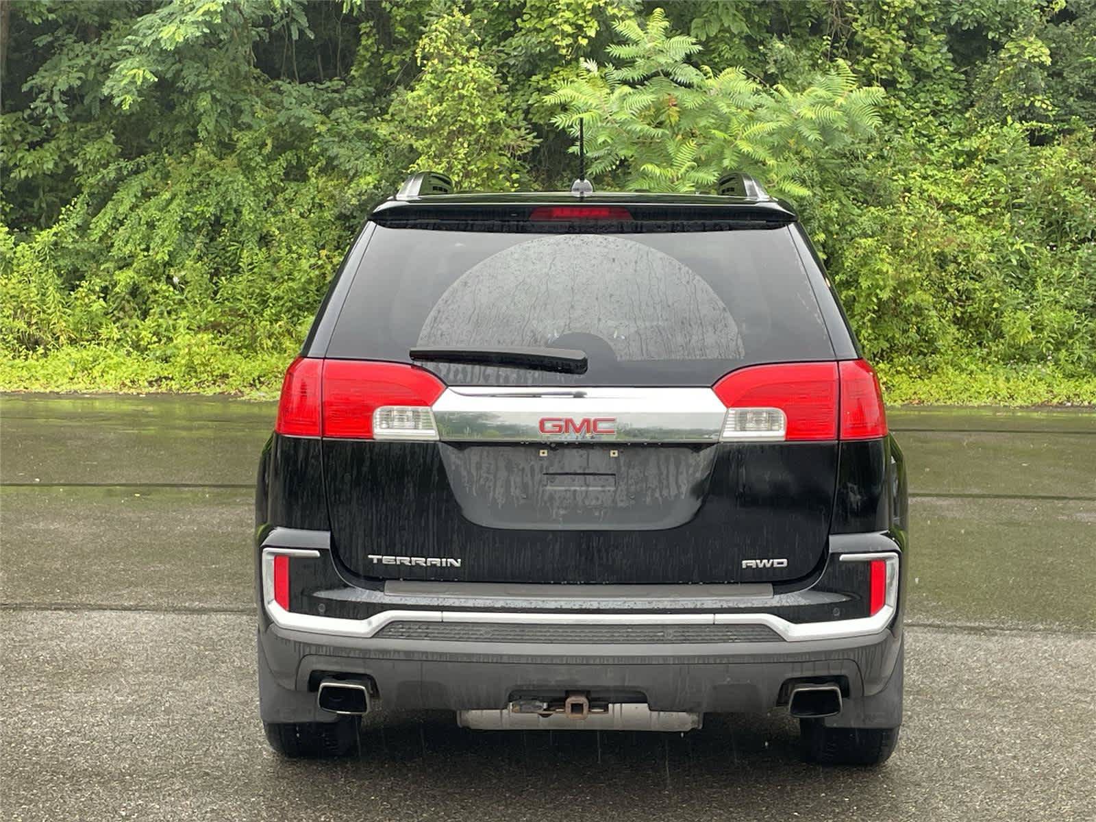 Used 2016 GMC Terrain SLT w/ Open Road Package AWD/4WD image 4