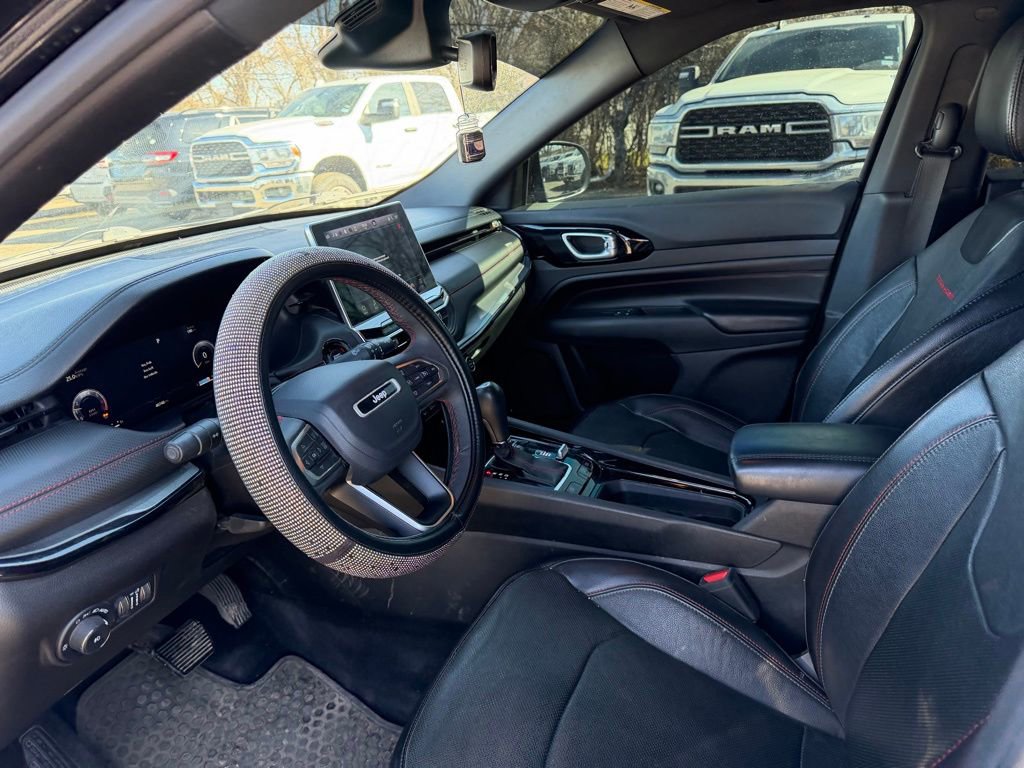 Used 2023 Jeep Compass Trailhawk w/ Trailhawk Elite Group image 7