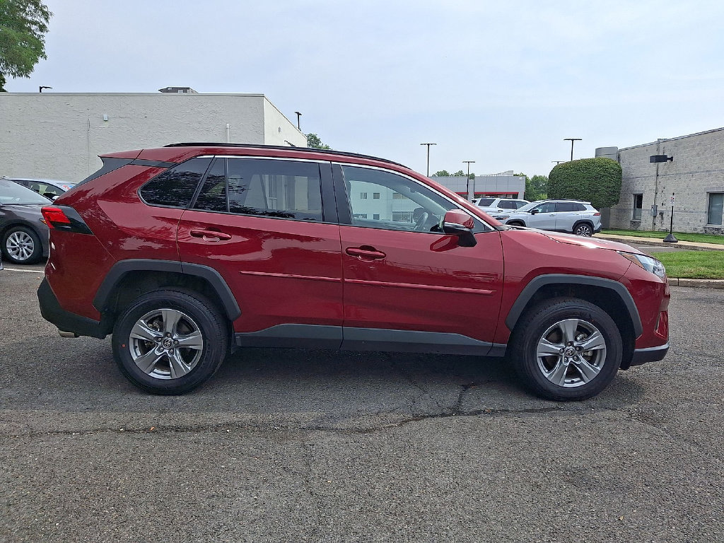 Certified 2025 Toyota RAV4 XLE AWD/4WD image 34