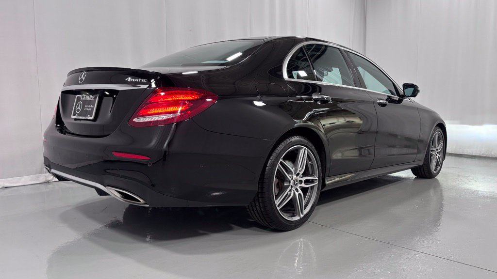 Used 2019 Mercedes-Benz E 300 4MATIC image 6