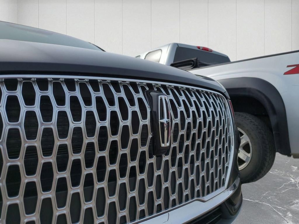 Certified 2023 Lincoln Corsair FWD image 9