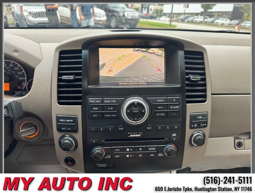 Used 2012 Nissan Pathfinder Silver w/ DVD Entertainment Pkg AWD/4WD image 18