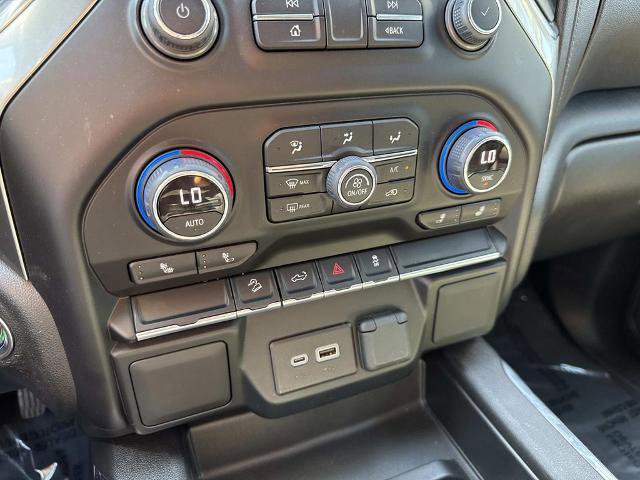 Used 2022 Chevrolet Silverado 1500 LT Trail Boss w/ LPO, Dark Essentials Package AWD/4WD image 24