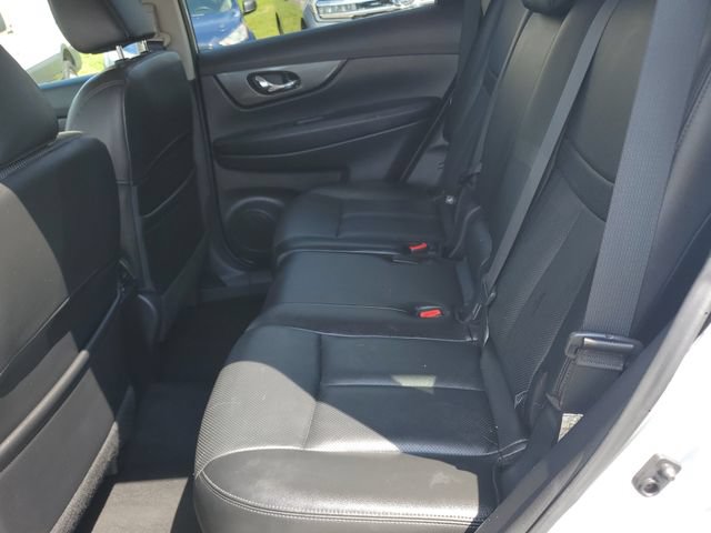 Used 2016 Nissan Rogue SL w/ SL Premium Package AWD/4WD image 27