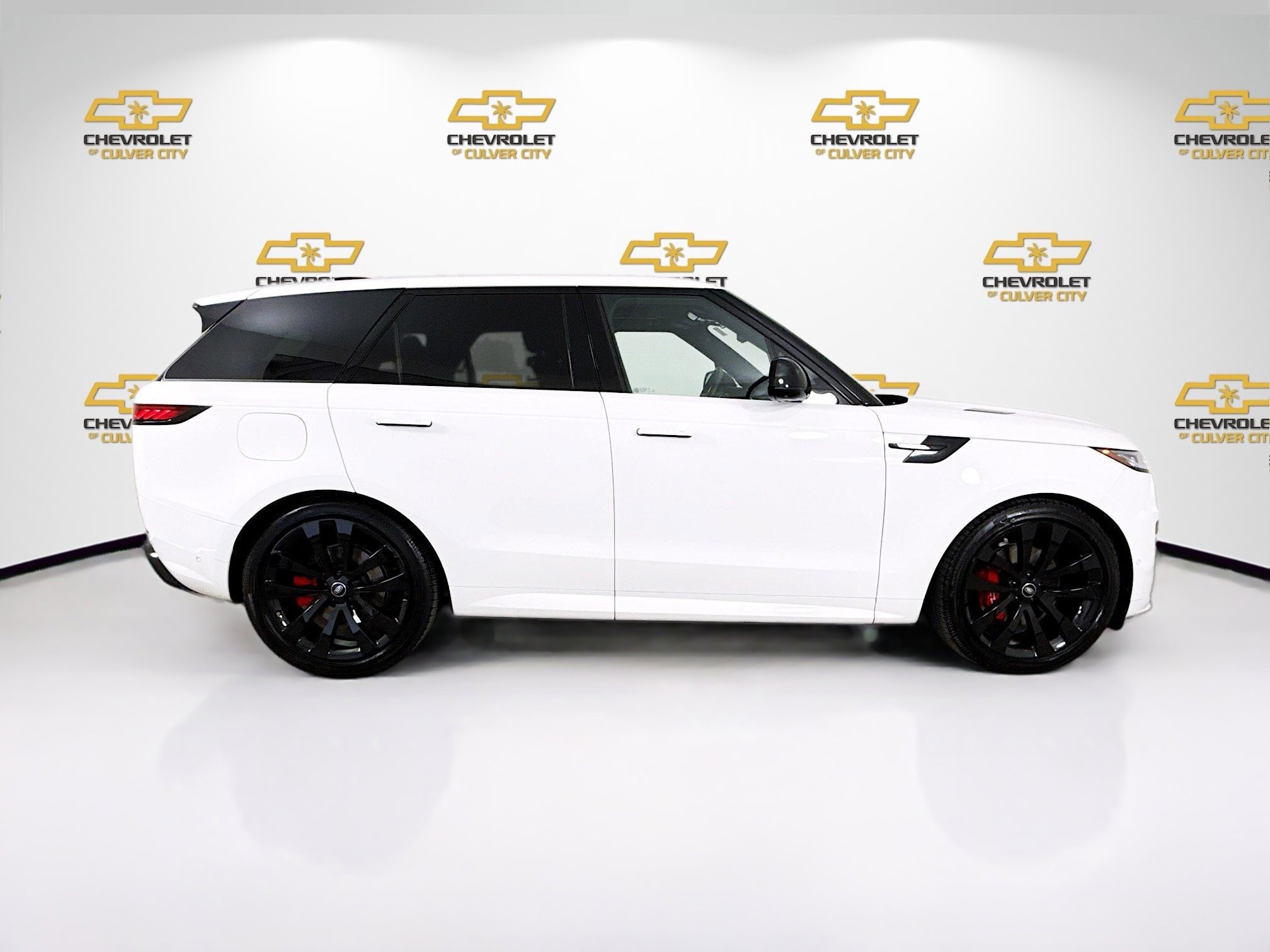 Used 2025 Land Rover Range Rover Sport Dynamic SE image 8
