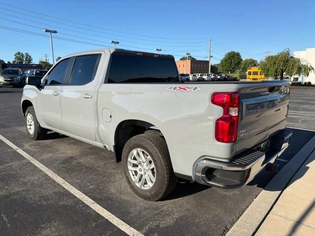 Used 2024 Chevrolet Silverado 1500 LT AWD/4WD image 11