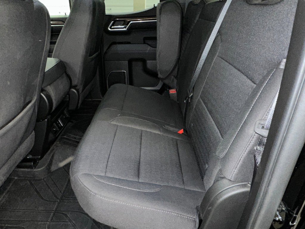 Certified 2022 Chevrolet Silverado 1500 RST w/ Redline Edition image 18