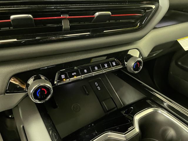 Certified 2026 Chevrolet Silverado EV Trail Boss w/ Premium Package AWD/4WD image 8