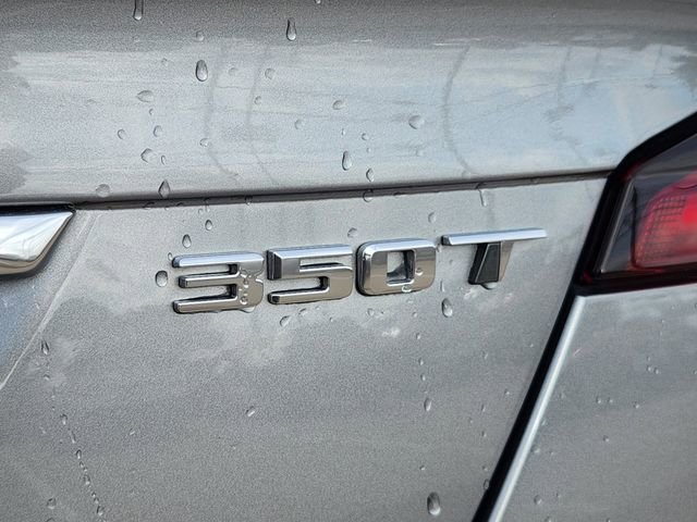 Used 2023 Cadillac CT5 Luxury w/ Cold Weather Package image 8