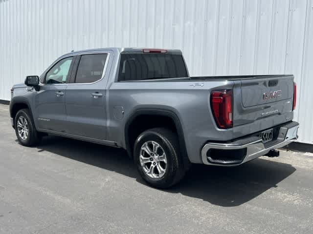 Used 2025 GMC Sierra 1500 SLT AWD/4WD image 4