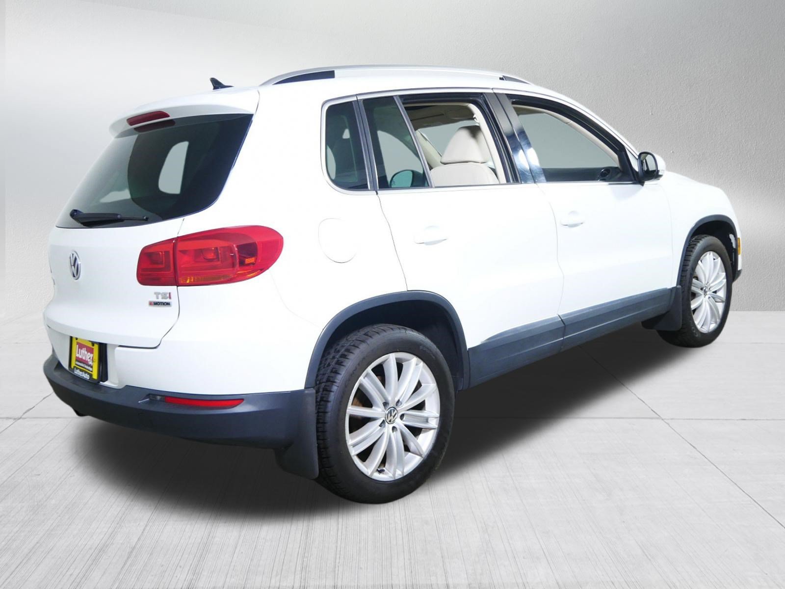 Used 2016 Volkswagen Tiguan SE AWD/4WD image 7