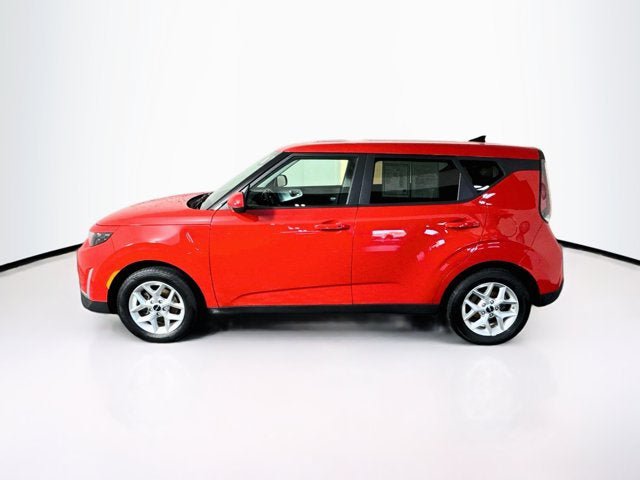 Certified 2024 Kia Soul S FWD image 8