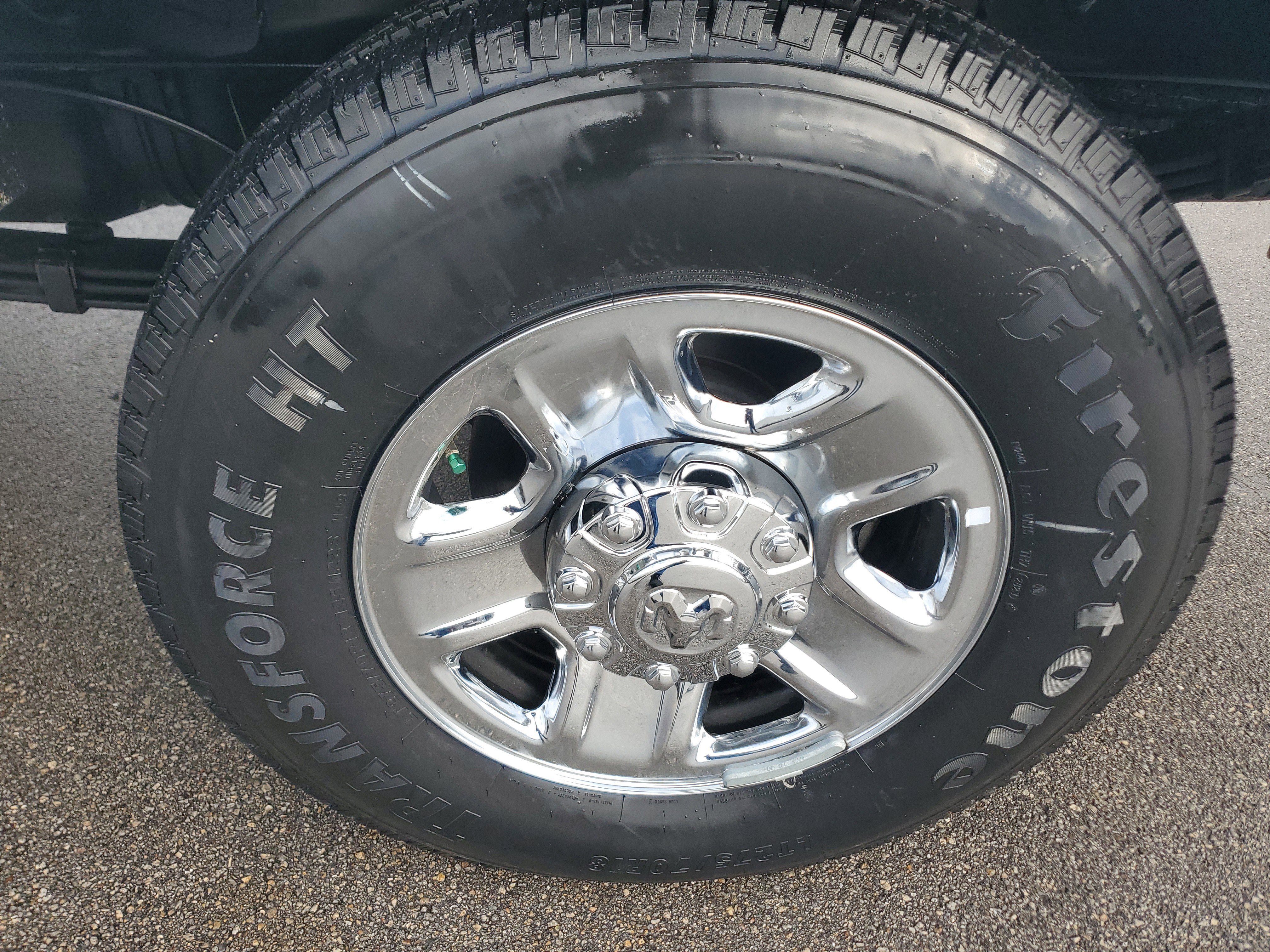 Used 2024 RAM 3500 Tradesman w/ Chrome Appearance Group AWD/4WD image 28