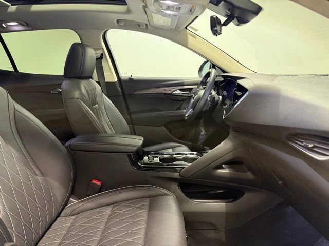 Used 2023 Buick Envision Avenir AWD/4WD image 31