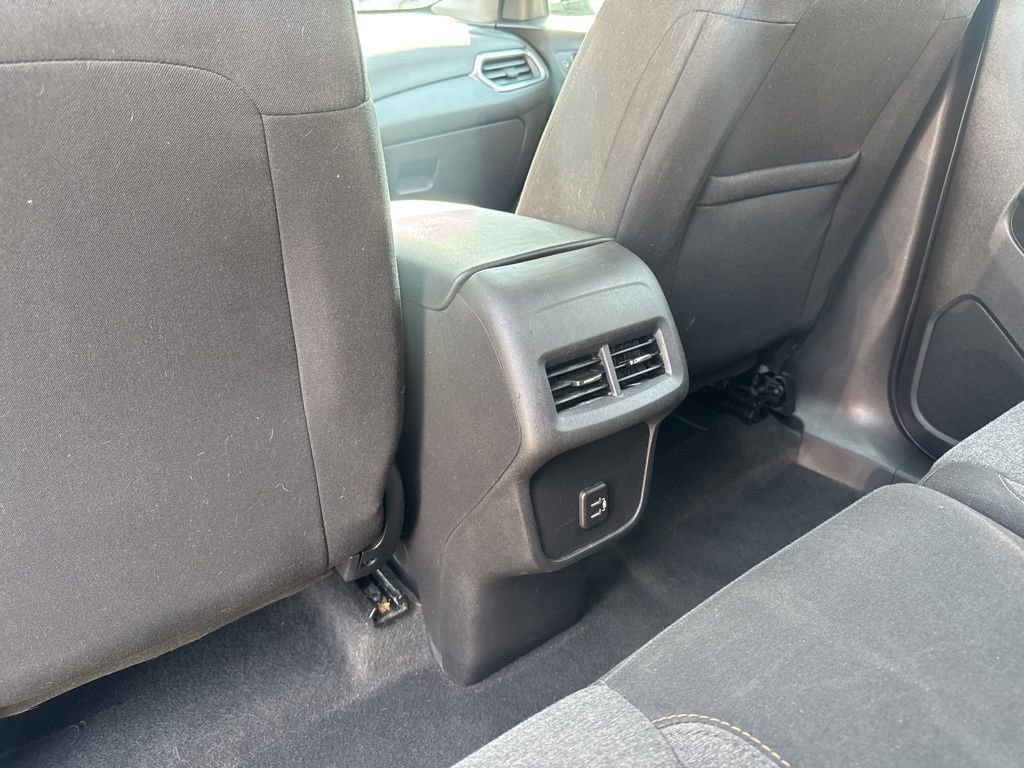 Used 2022 Chevrolet Equinox LT image 18