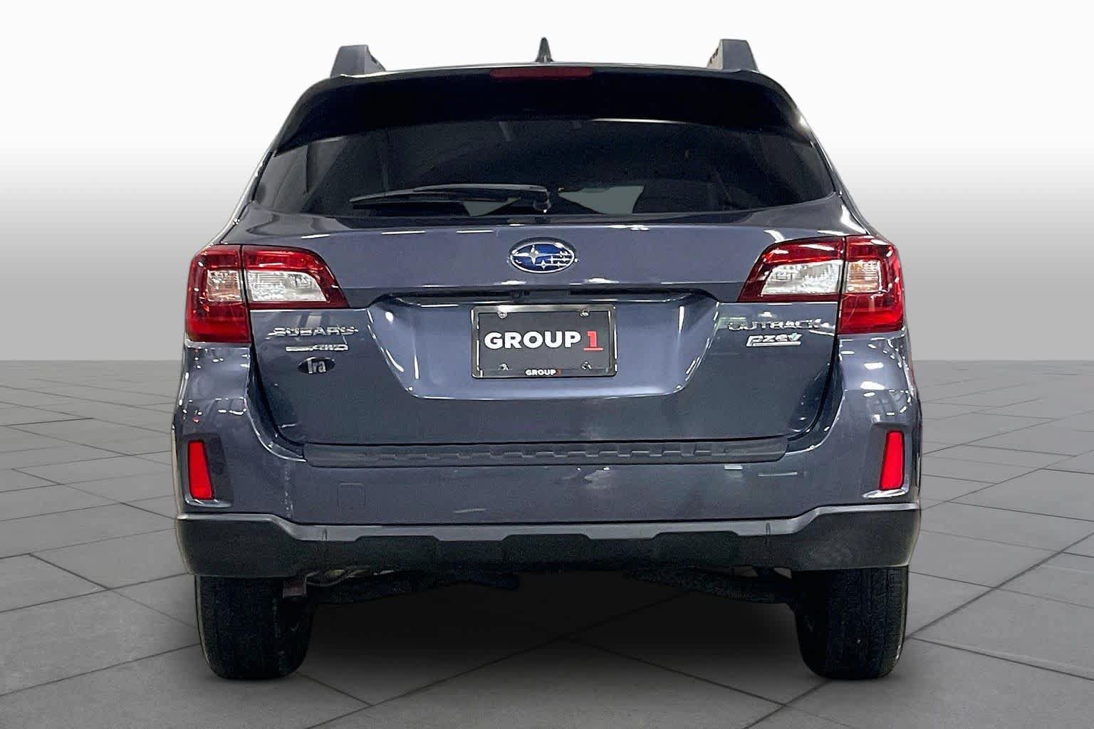 Used 2016 Subaru Outback 2.5i Premium AWD/4WD image 5