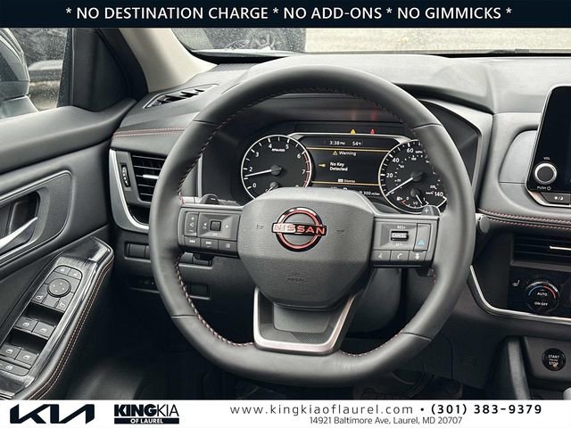 Used 2025 Nissan Rogue SV AWD/4WD image 7