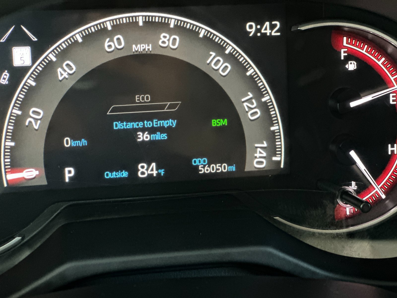 Used 2025 Toyota RAV4 XLE AWD/4WD image 25