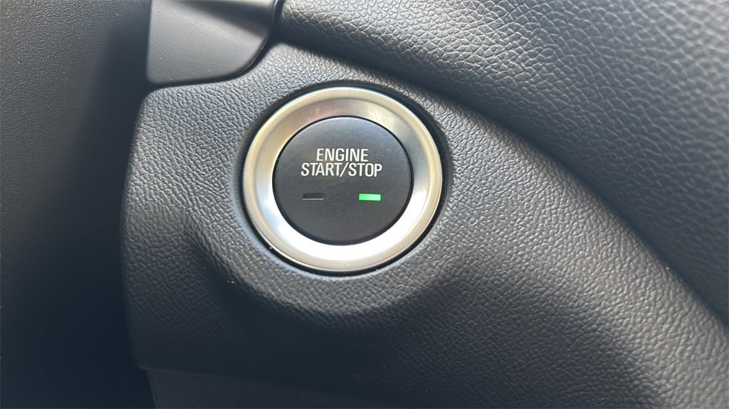 Used 2020 Chevrolet Equinox LT image 24