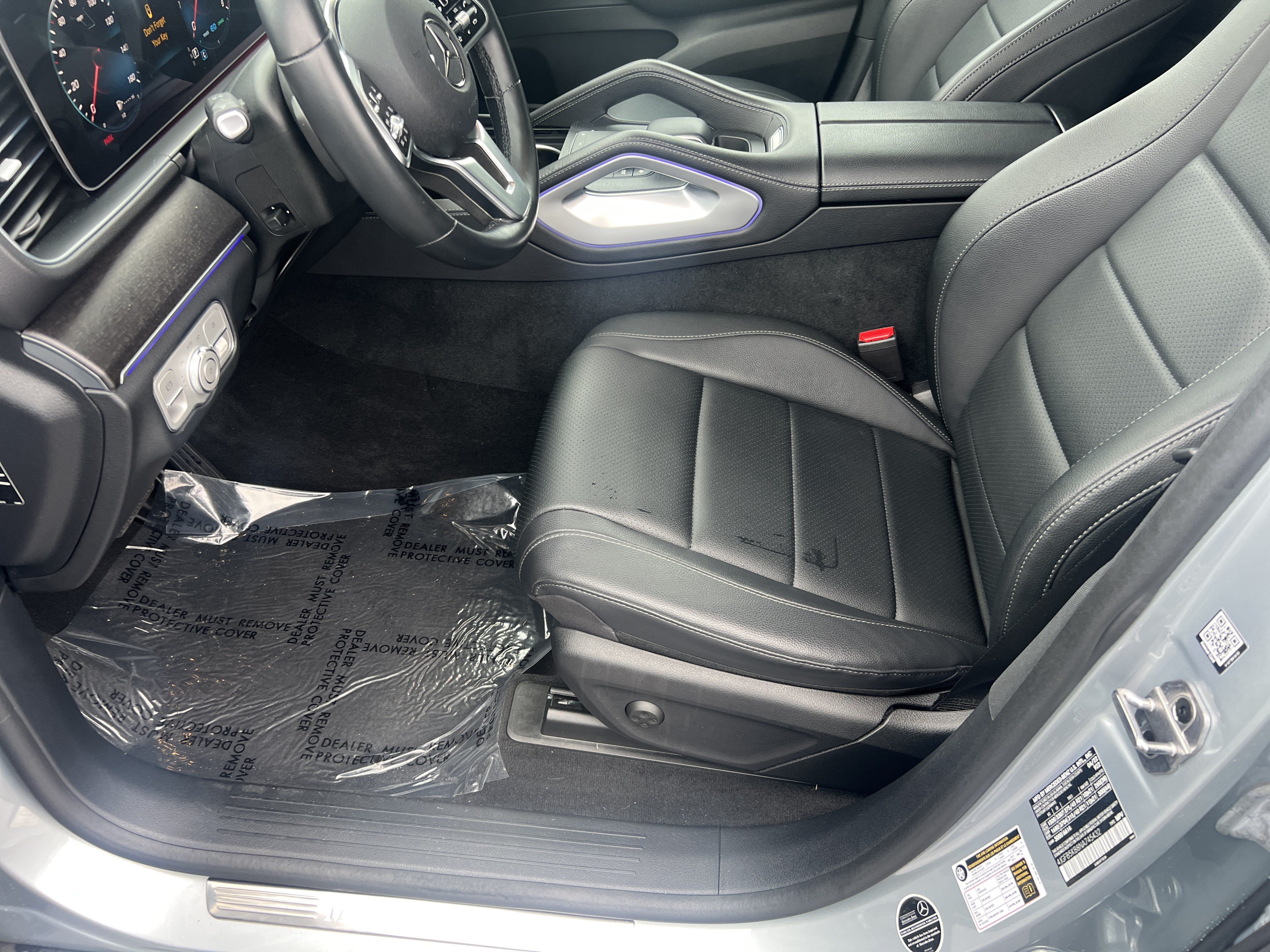Certified 2022 Mercedes-Benz GLE 450 4MATIC w/ Premium Package image 16