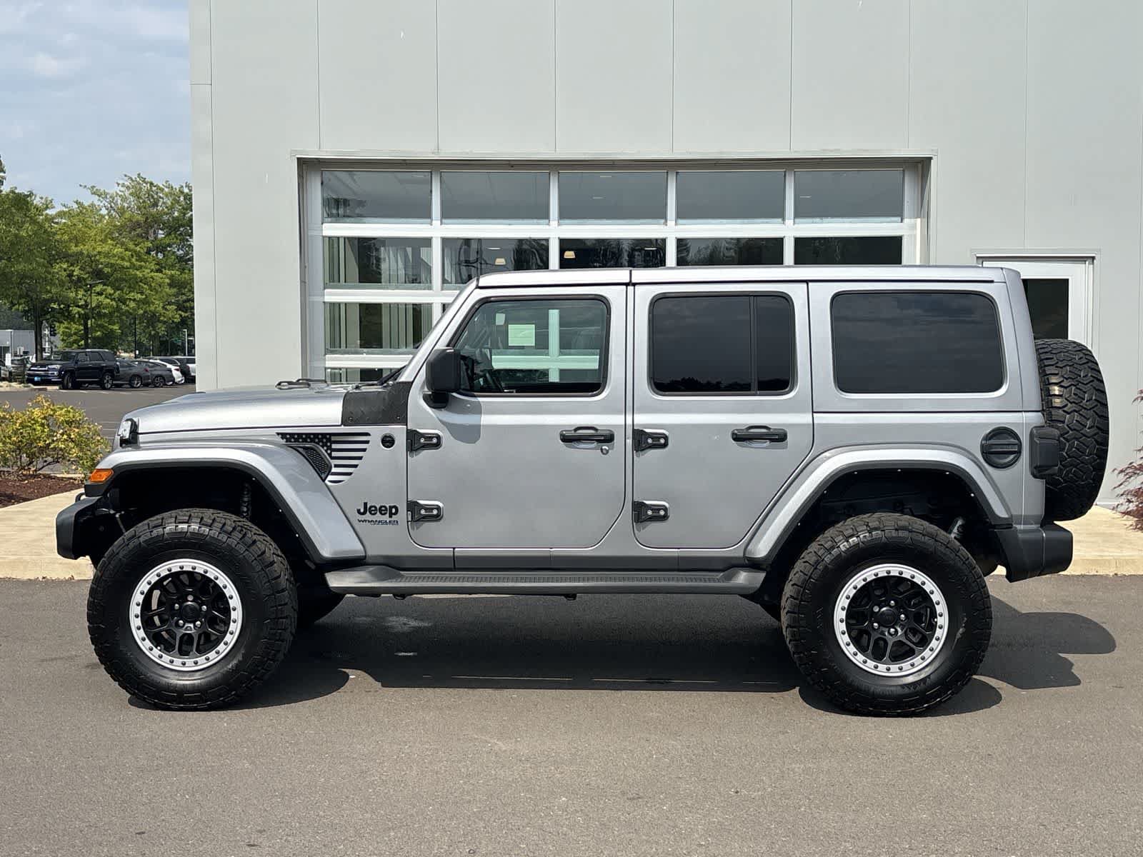 Certified 2021 Jeep Wrangler Unlimited Sahara AWD/4WD image 2