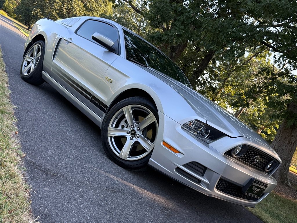 Used 2014 Ford Mustang GT Premium w/ Accessory Package 1 RWD image 27