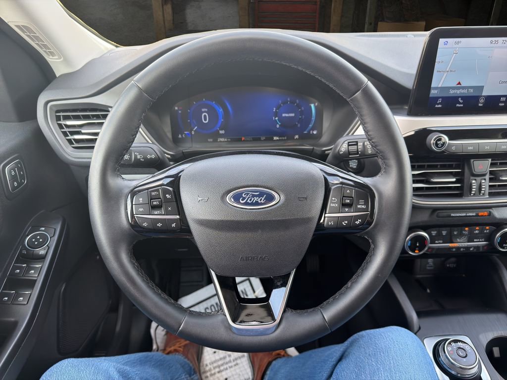 Used 2022 Ford Escape SEL w/ Technology Package image 19