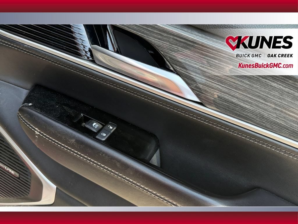 Used 2022 Jeep Wagoneer Series II AWD/4WD image 42