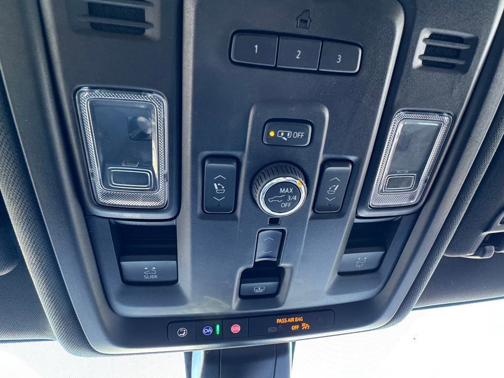 Used 2022 Chevrolet Suburban High Country AWD/4WD image 29