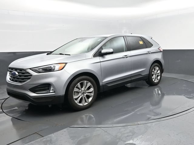Used 2024 Ford Edge Titanium AWD/4WD image 2