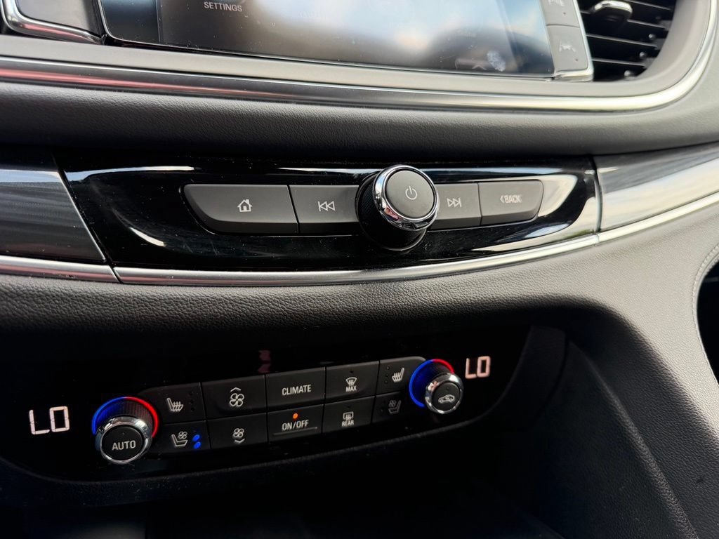 Certified 2019 Buick Enclave Premium w/ Trailering Package, 5000 lbs. FWD image 25