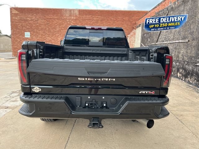 Used 2024 GMC Sierra 2500 AT4 w/ AT4 Premium Plus Package AWD/4WD image 6