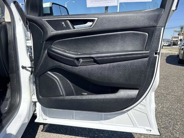 Certified 2023 Ford Edge SEL image 29