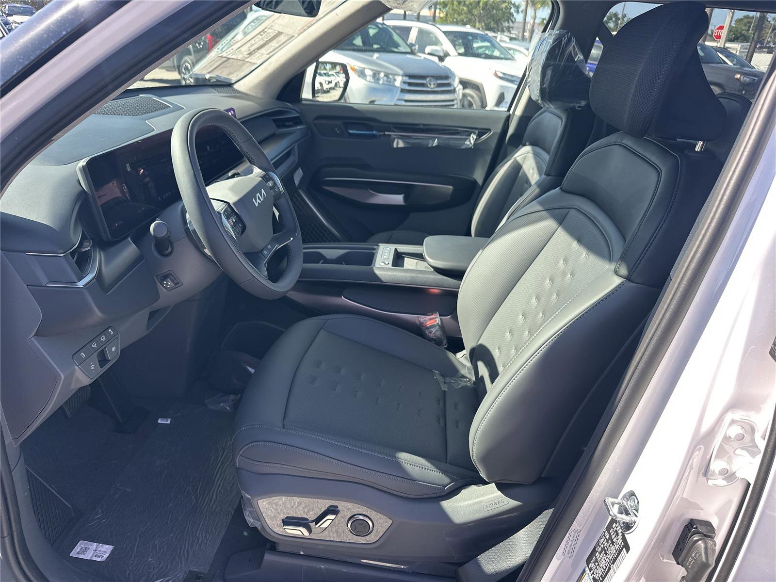 New 2026 Kia EV9 Wind image 8