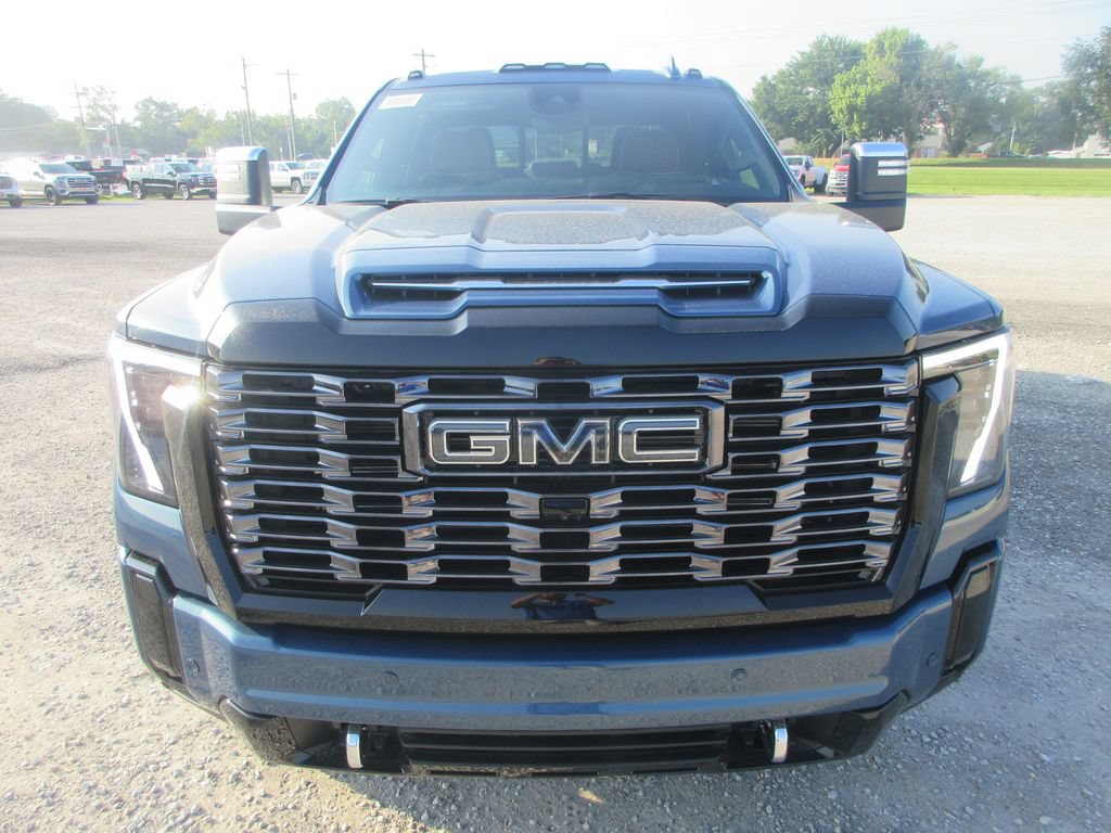 New 2026 GMC Sierra 2500 Denali Ultimate AWD/4WD image 12
