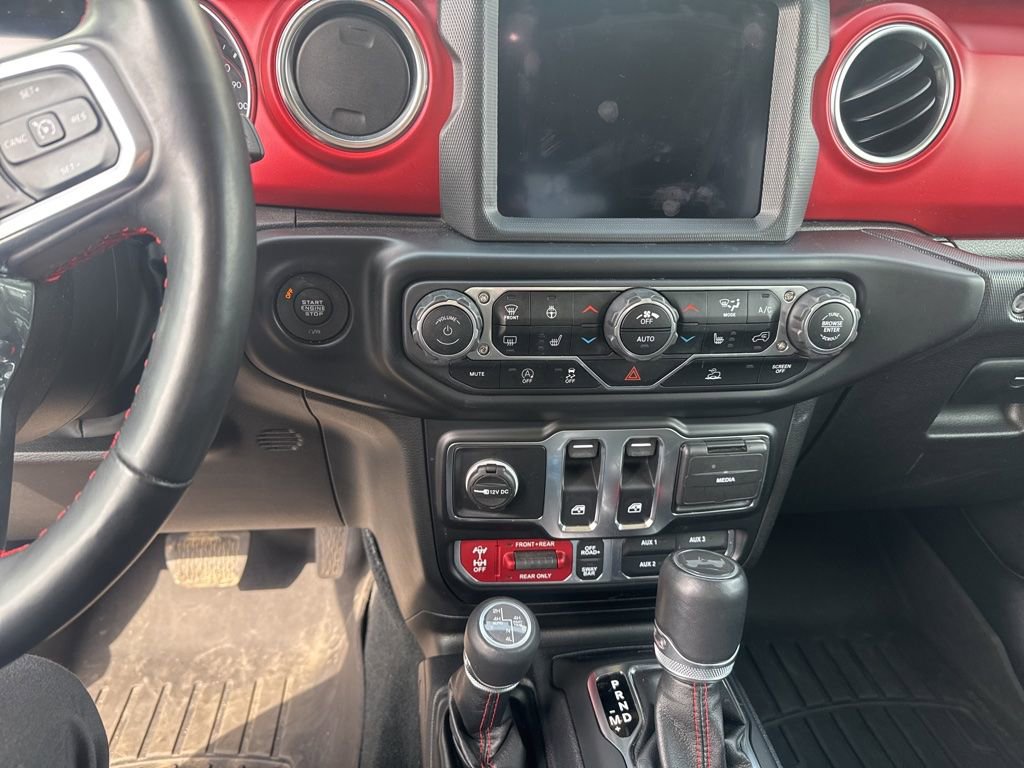 Used 2022 Jeep Wrangler Rubicon w/ LED Lighting Group AWD/4WD image 13