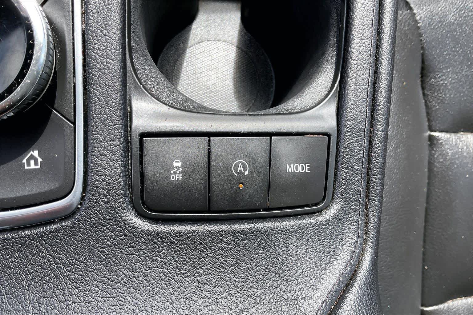 Used 2019 Cadillac XT4 Sport w/ Driver Awareness Package FWD image 31