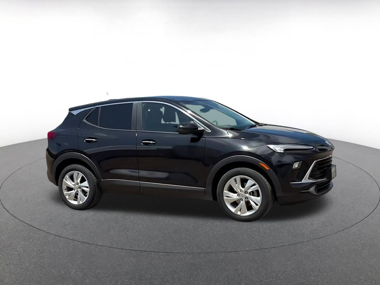 Used 2025 Buick Encore GX Preferred image 2
