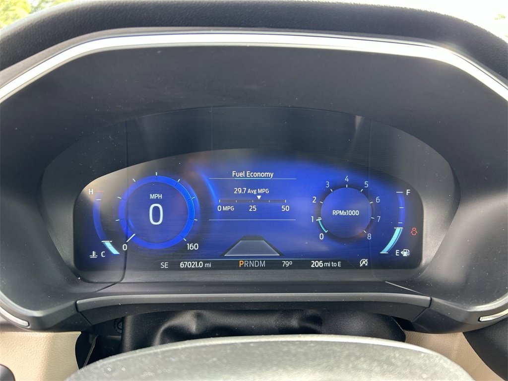 Used 2020 Ford Escape Titanium image 19