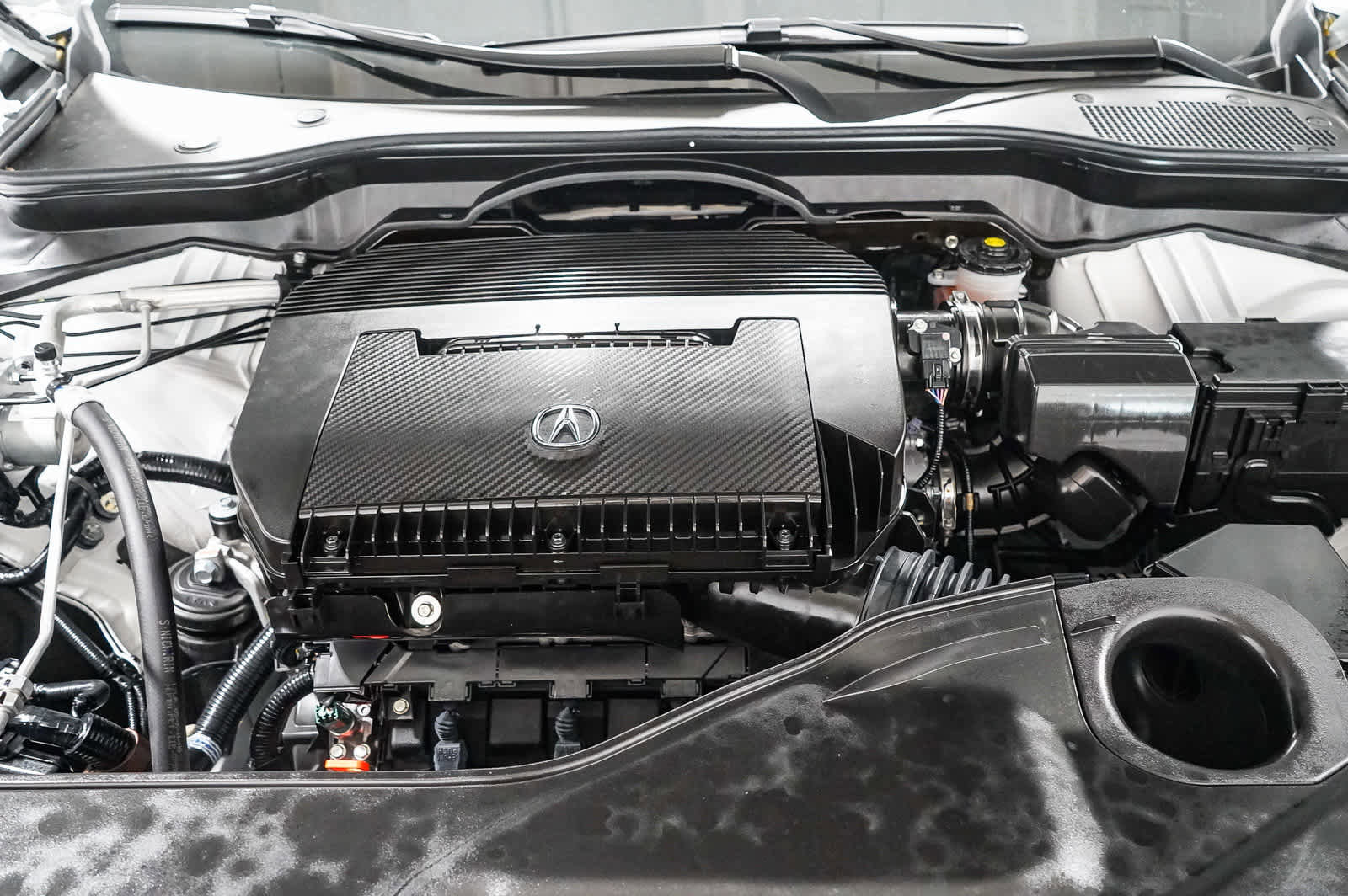 Used 2025 Acura MDX SH-AWD w/ Technology Package image 31