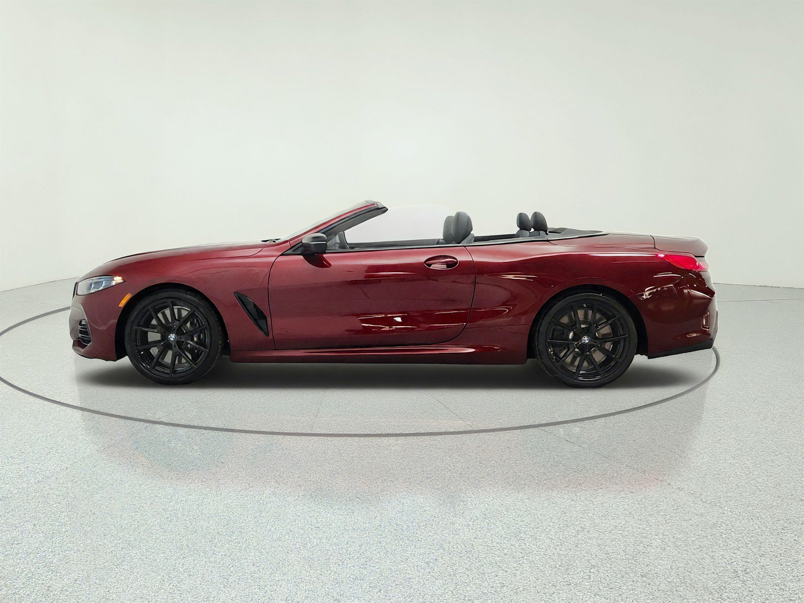 Used 2026 BMW M850i xDrive Convertible AWD/4WD image 8