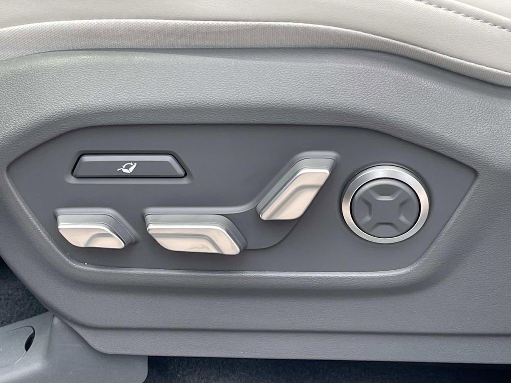 New 2026 Hyundai Santa Fe Calligraphy FWD image 19