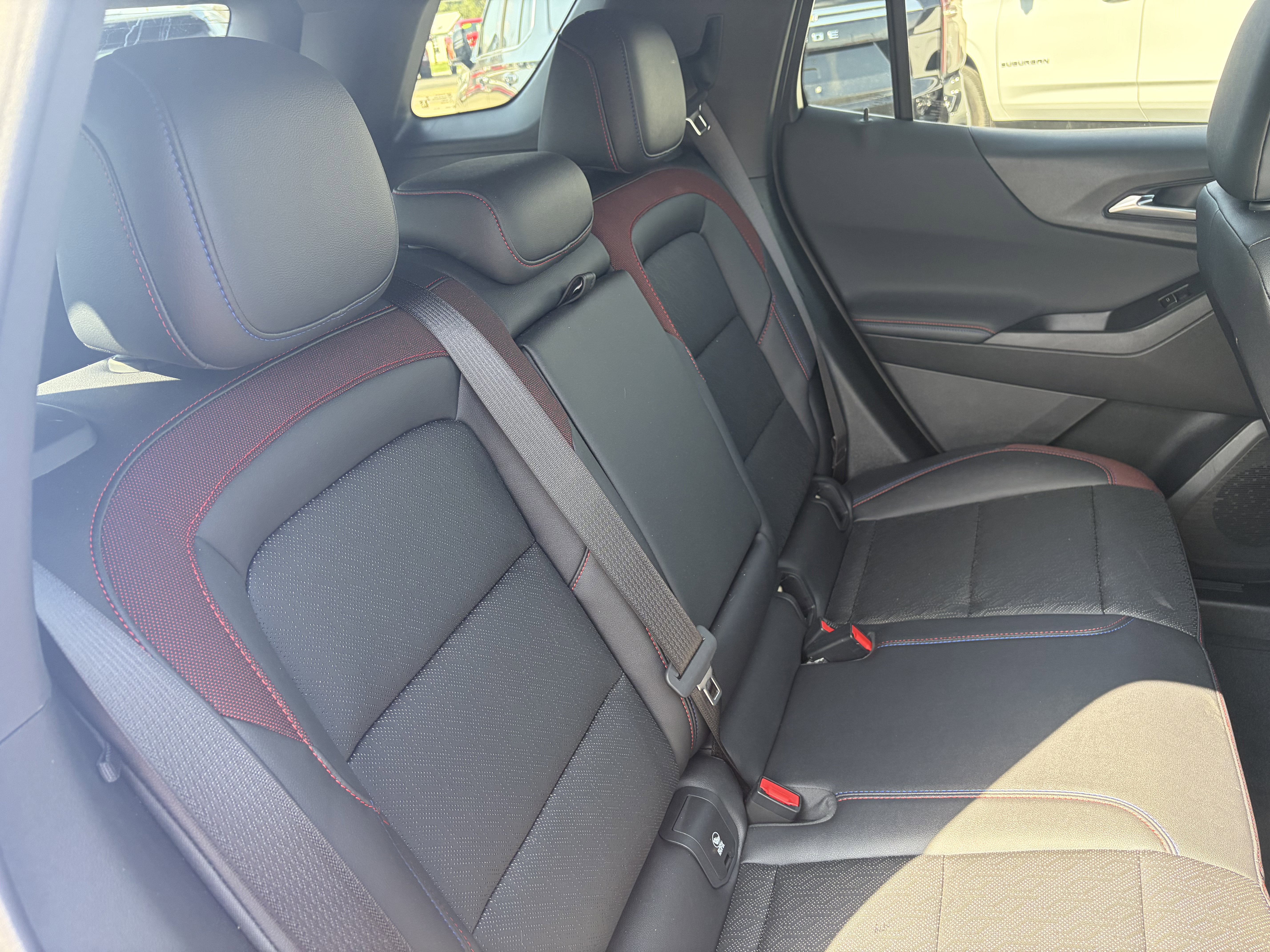 Used 2026 Chevrolet Equinox RS image 7