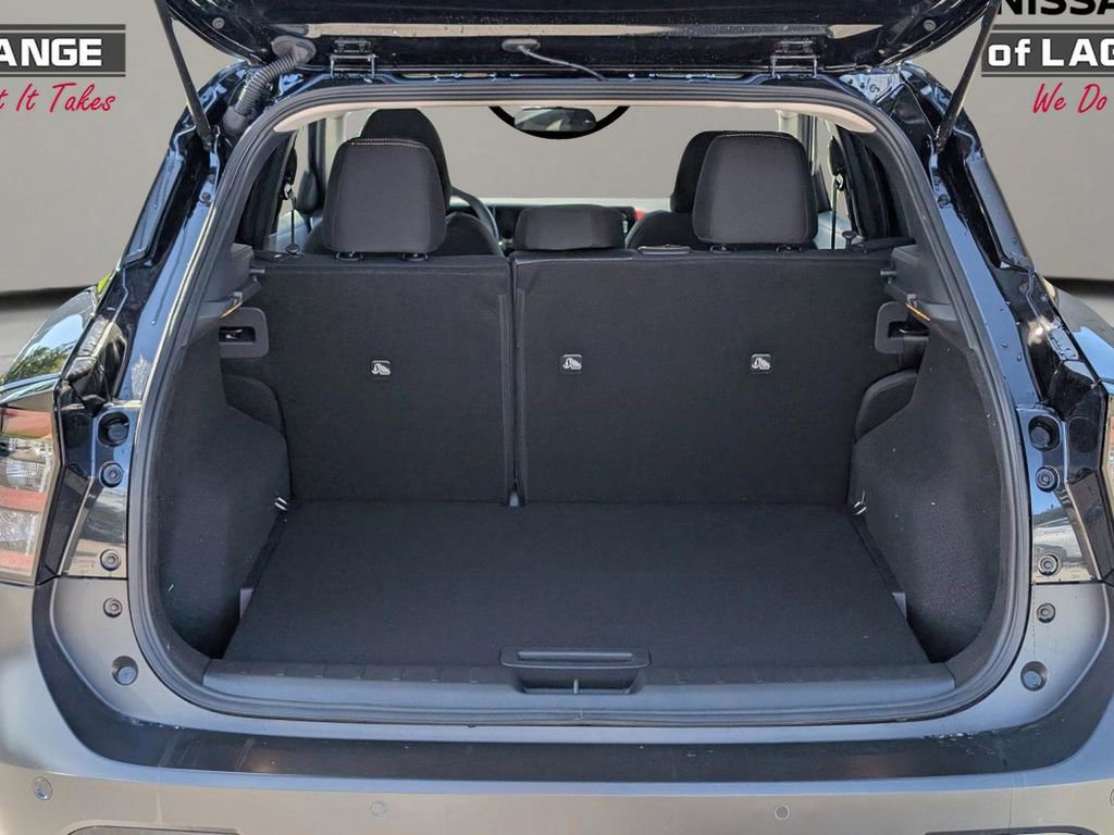 New 2026 Nissan Kicks SV image 10