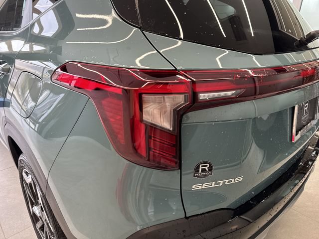New 2026 Kia Seltos SX AWD/4WD image 29