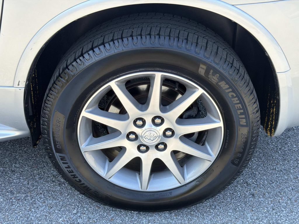 Used 2016 Buick Enclave Leather FWD image 11
