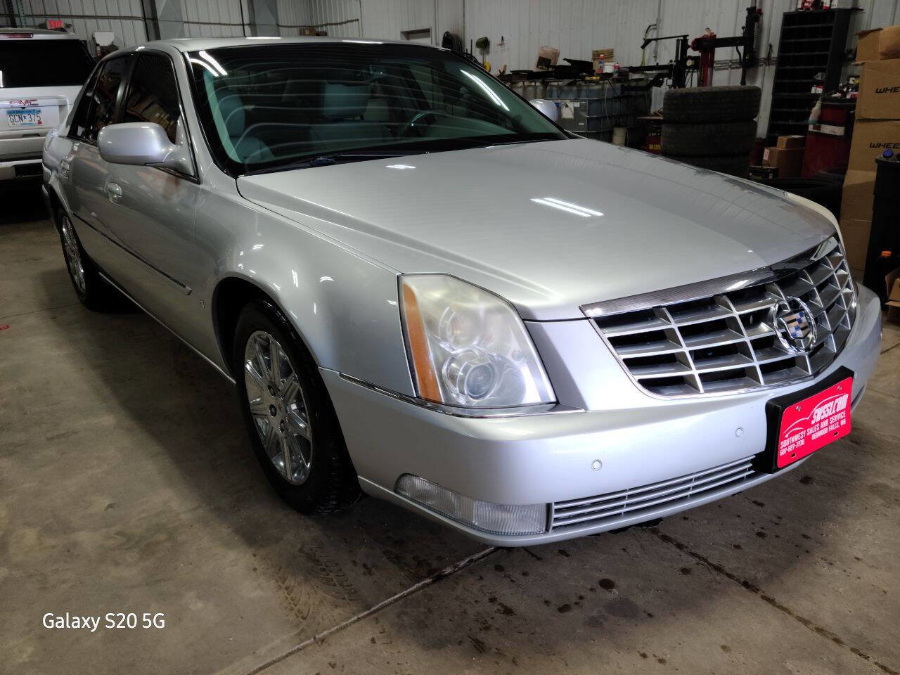 Used 2009 Cadillac DTS w/ Sun And Sound Package