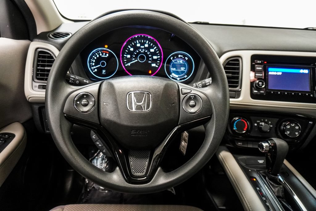 Used 2017 Honda HR-V LX image 12