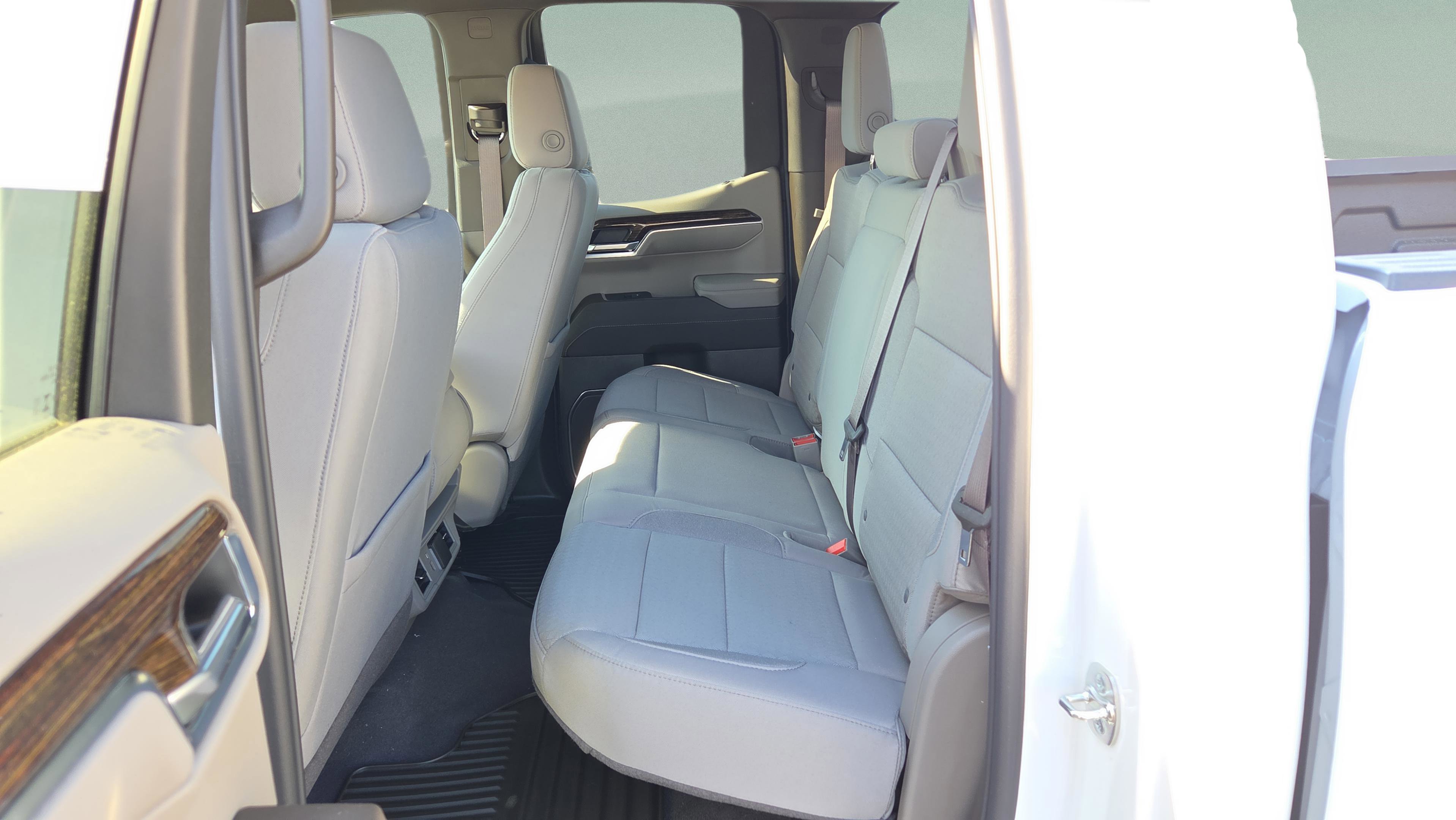 New 2026 GMC Sierra 1500 SLE w/ Max Trailering Package RWD image 26