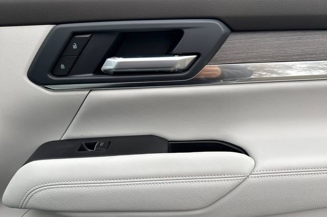 New 2026 GMC Terrain Denali w/ LPO, Floor Liner Package image 20